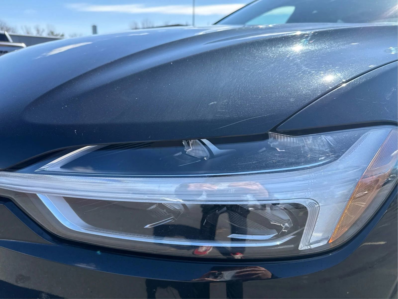 Used 2021 Volvo XC60 T6 Momentum AWD/4WD image 27