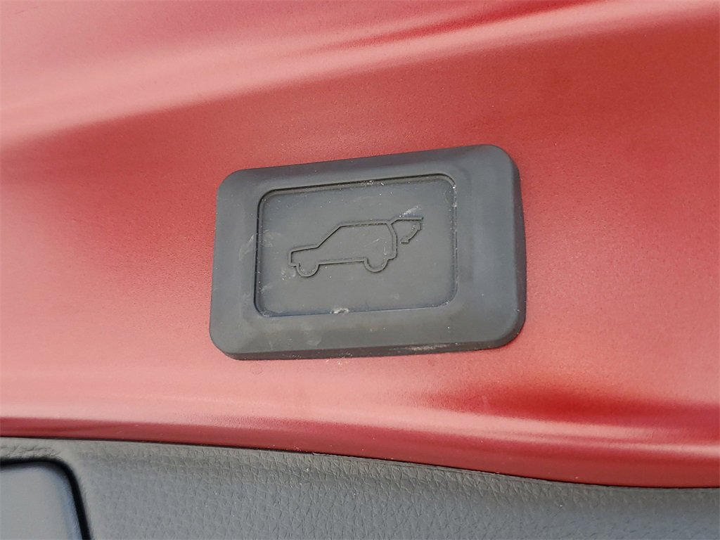 Used 2023 Toyota RAV4 Limited image 11