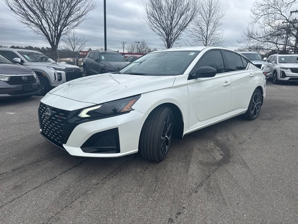 New 2026 Nissan Altima 2.5 SR video 3