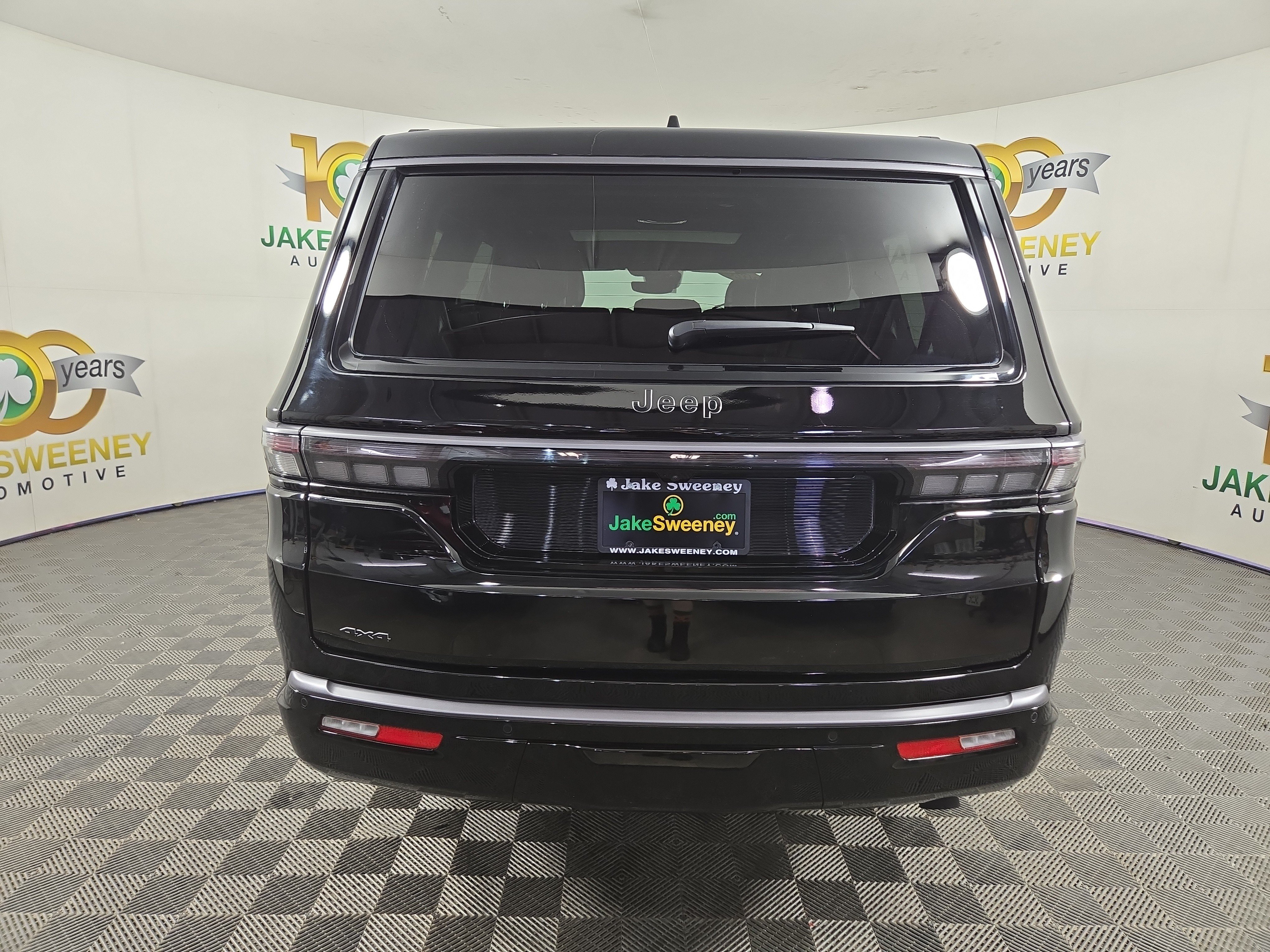 New 2026 Jeep Grand Wagoneer Limited w/ Premium Group II AWD/4WD image 7