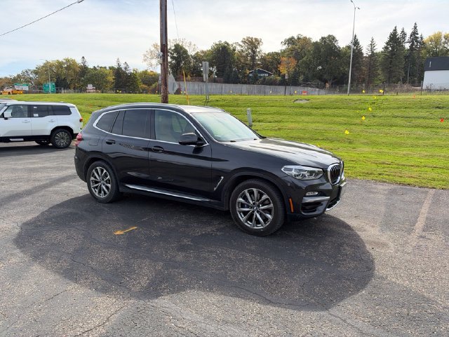Used 2018 BMW X3 xDrive30i w/ Executive Package AWD/4WD image 11