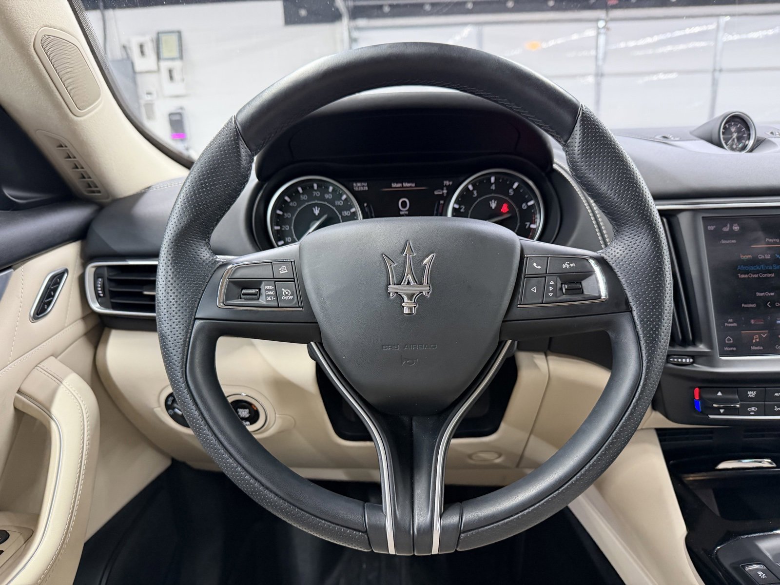 Used 2022 Maserati Levante GT image 12