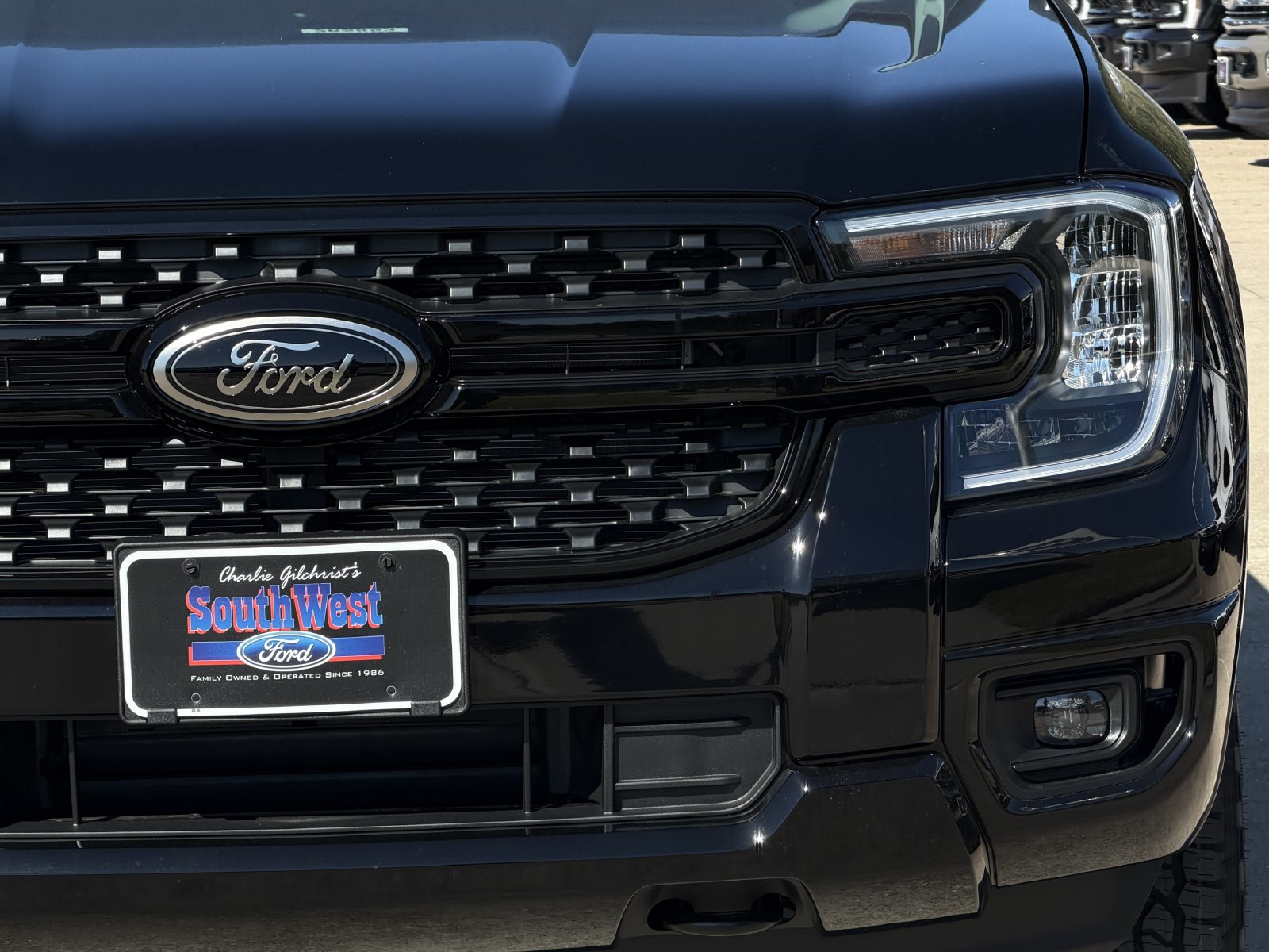 New 2026 Ford Ranger XLT w/ Black Appearance Package AWD/4WD image 7