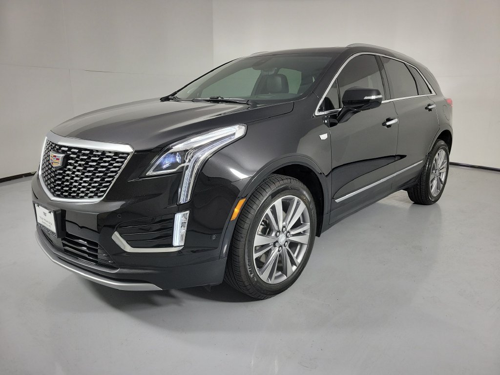 Used 2026 Cadillac XT5 Premium Luxury w/ Driver Assist Package FWD image 3