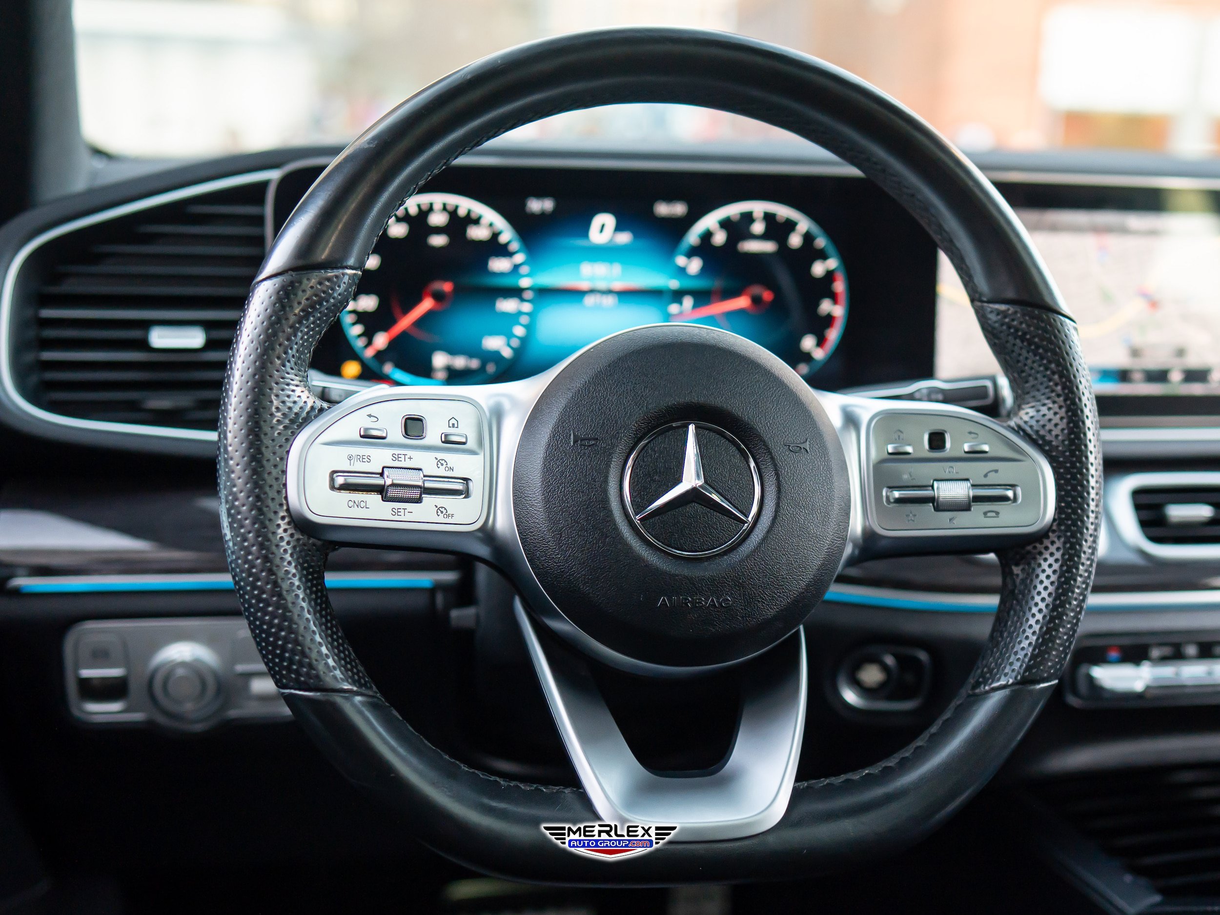 Used 2020 Mercedes-Benz GLE 350 4MATIC image 23