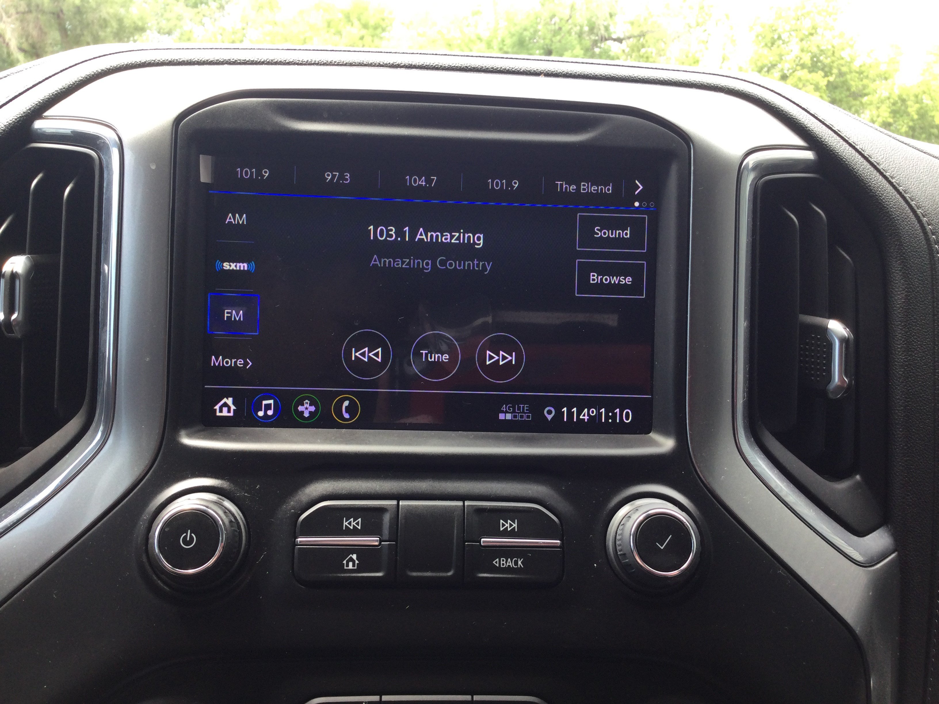 Used 2021 Chevrolet Silverado 1500 LT AWD/4WD image 12
