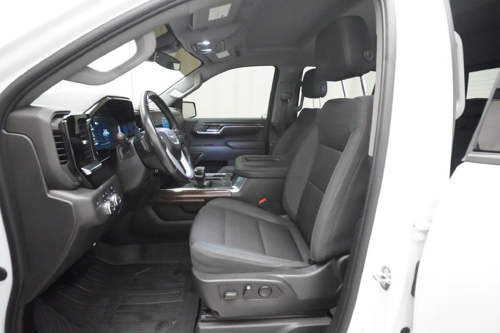 Used 2022 GMC Sierra 1500 Elevation w/ Preferred Package AWD/4WD image 7