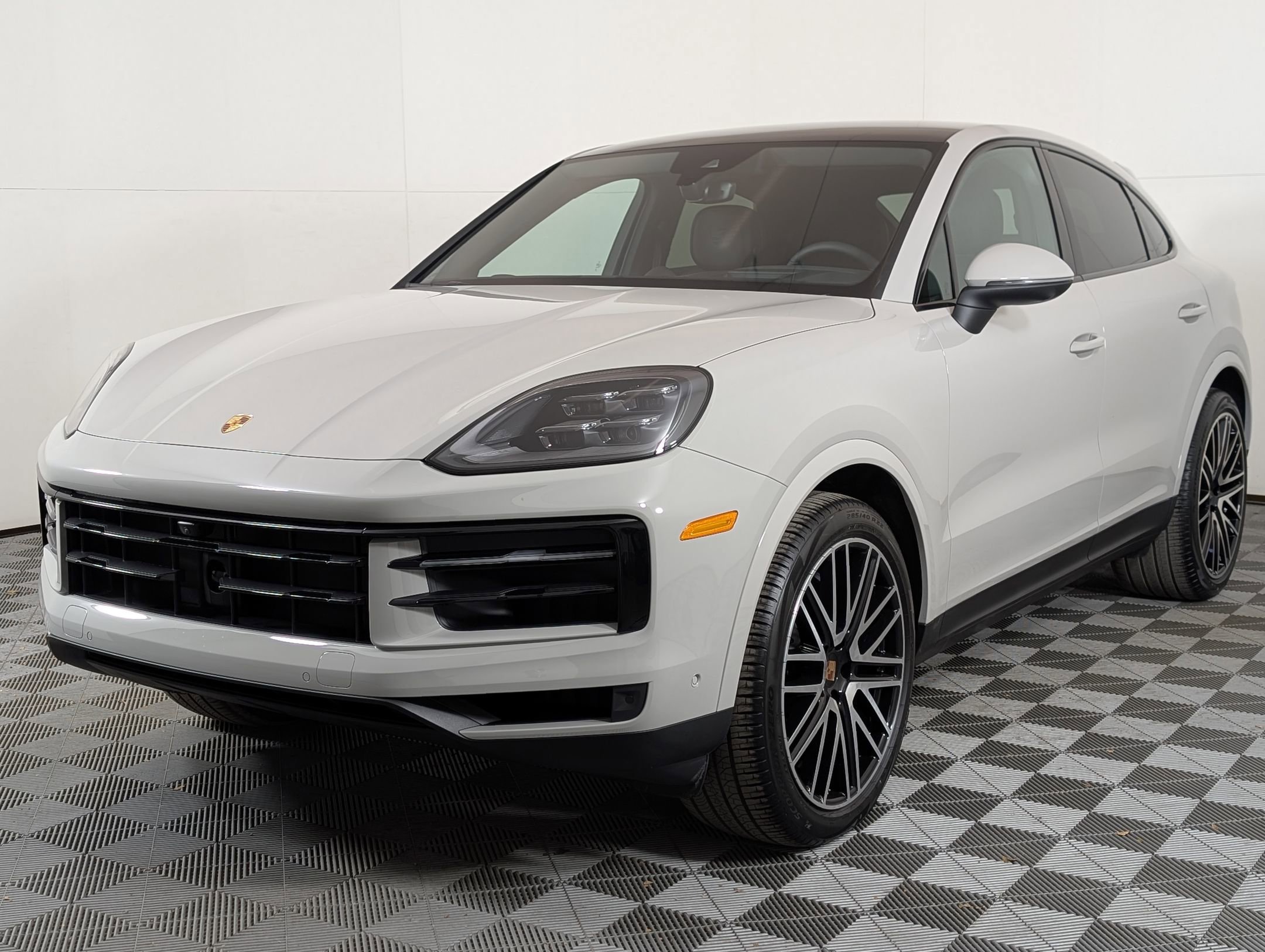New 2026 Porsche Cayenne Coupe image 1