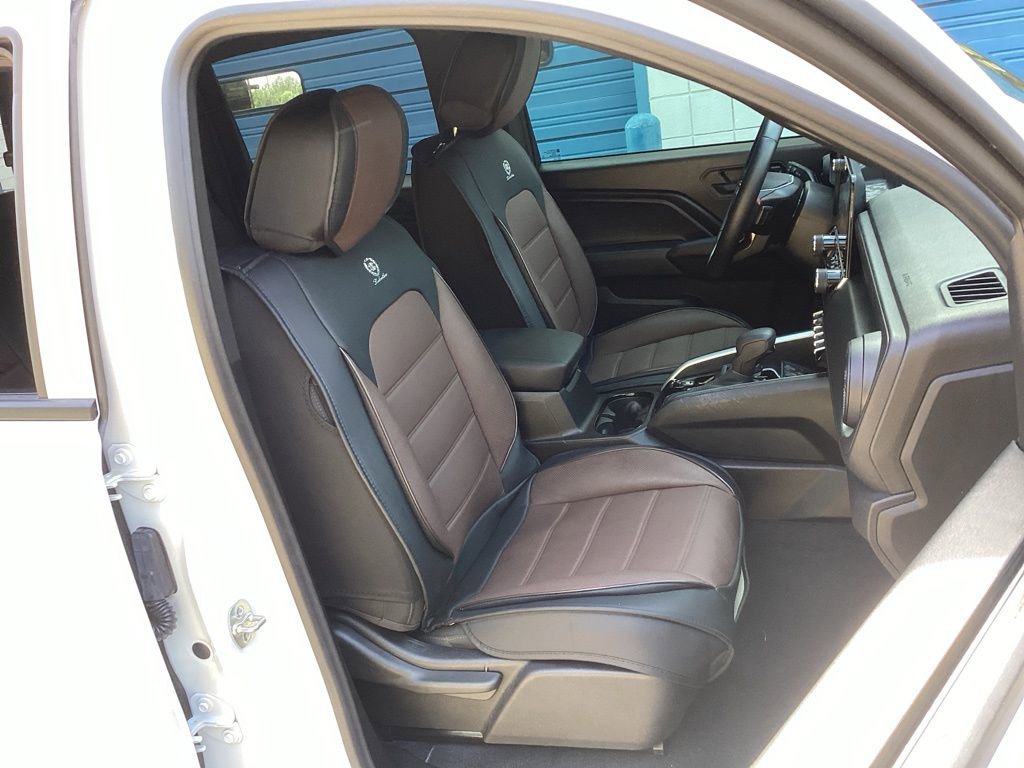 Used 2025 Chevrolet Colorado W/T w/ Advanced Trailering Package image 29