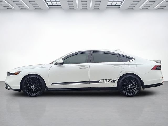 Used 2024 Honda Accord Touring image 7