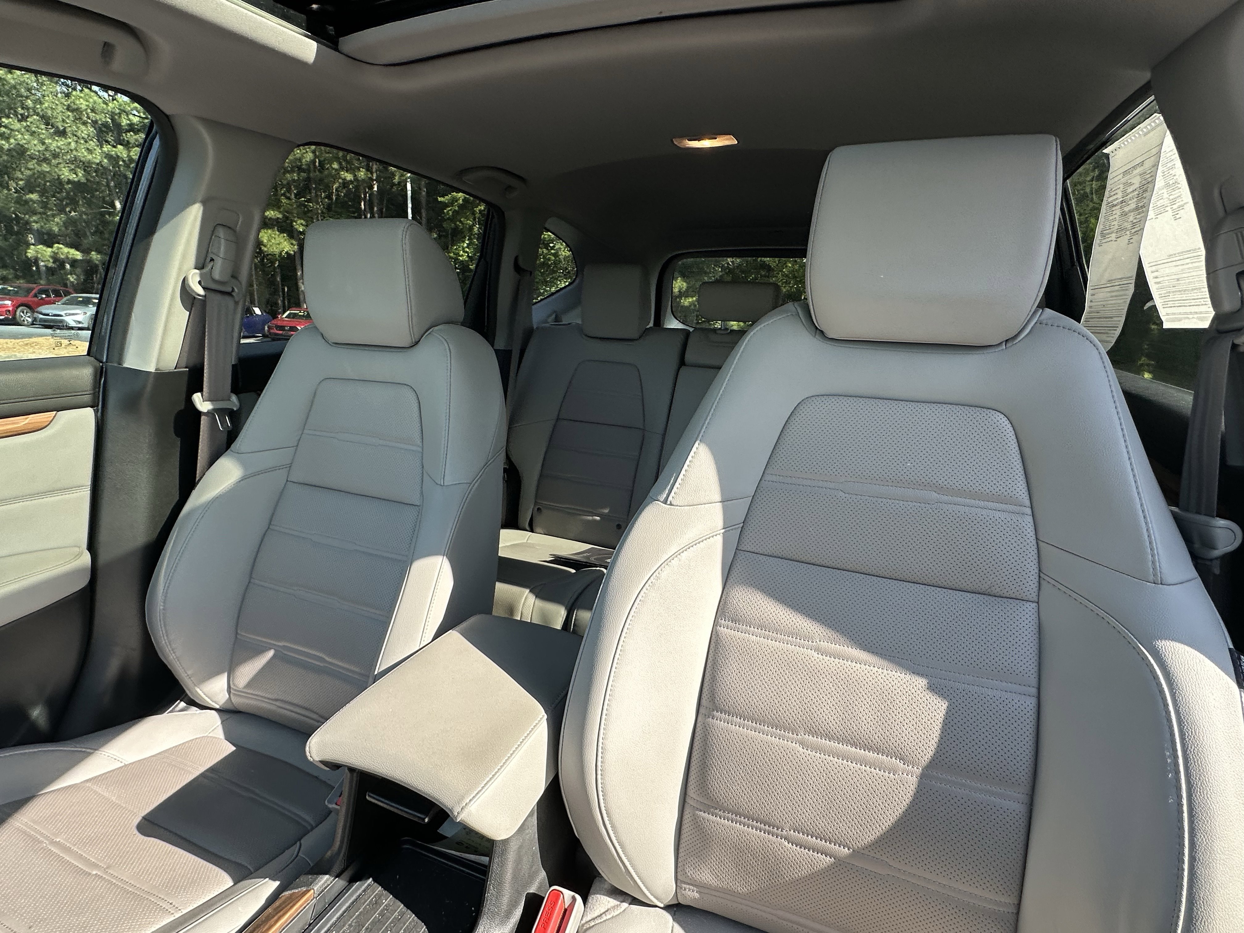Used 2022 Honda CR-V Touring image 8