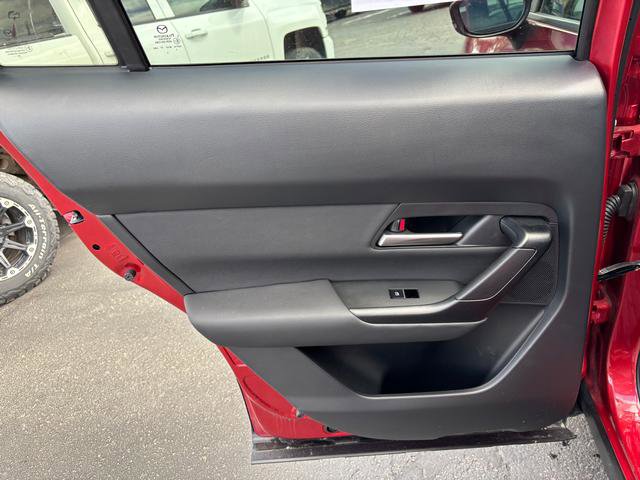 Used 2025 MAZDA CX-50 AWD 2.5 S w/ Preferred Package image 12