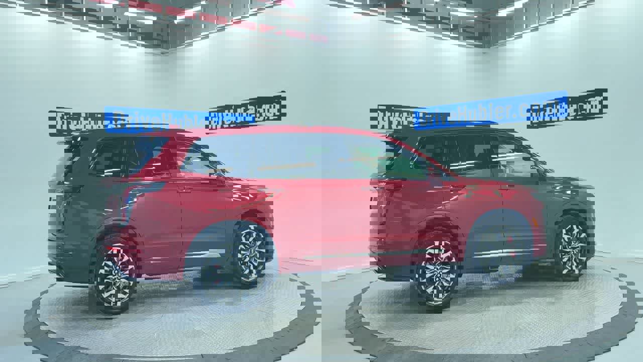 Used 2024 Cadillac XT6 Sport w/ Platinum Package image 3