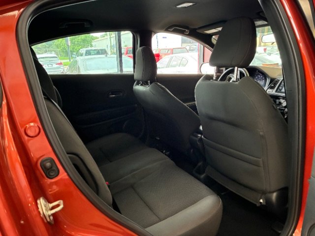 Used 2019 Honda HR-V Sport image 32