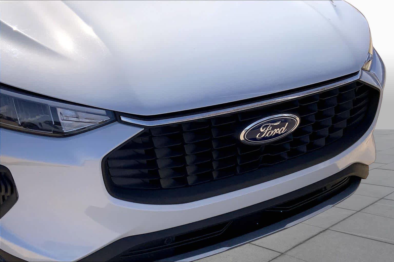 Used 2025 Ford Escape Active FWD image 49