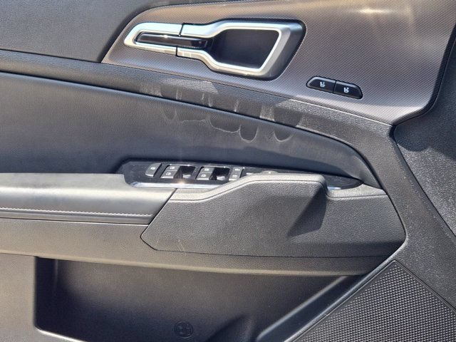 Certified 2025 Kia Sportage SX FWD image 23