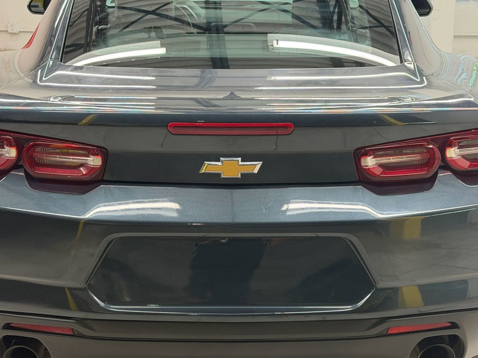 Used 2022 Chevrolet Camaro LT RWD image 11