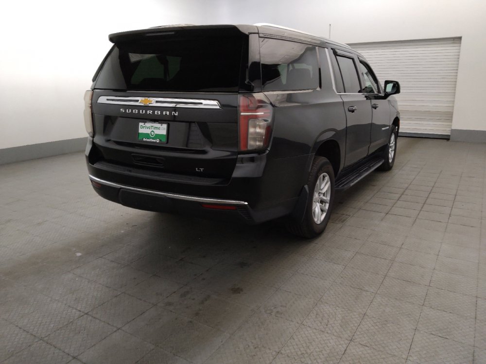 Used 2022 Chevrolet Suburban LT w/ Luxury Package AWD/4WD image 9