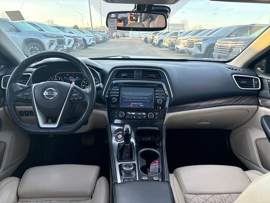 Used 2018 Nissan Maxima Platinum FWD image 14