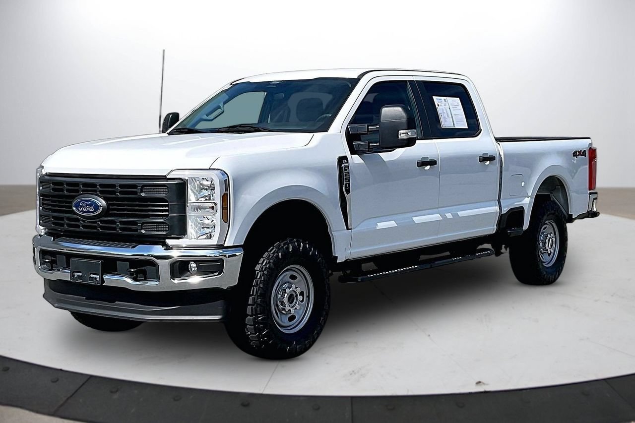 Used 2024 Ford F250 XL w/ XL Chrome Package AWD/4WD image 4