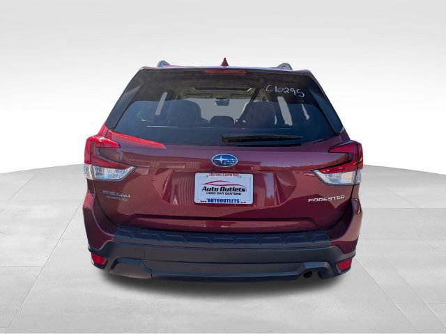 Used 2020 Subaru Forester Premium AWD/4WD image 6