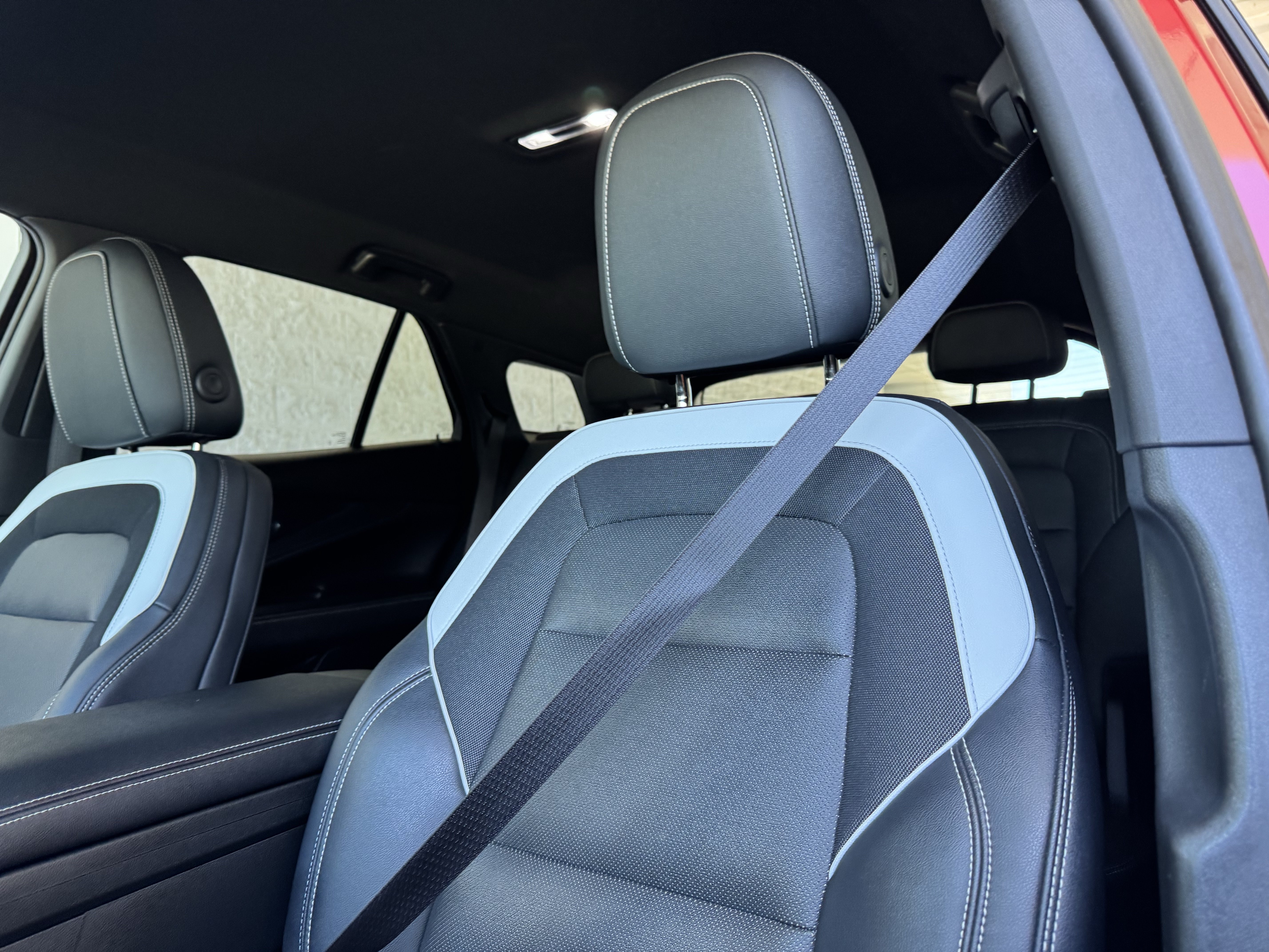 Used 2024 Chevrolet Blazer EV LT AWD/4WD image 14