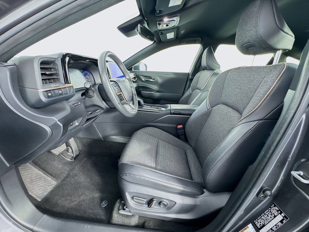 Used 2023 Toyota Crown XLE image 15