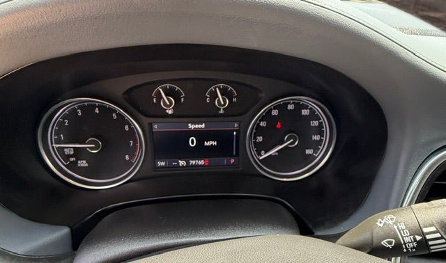 Used 2021 Buick Enclave Essence FWD image 11