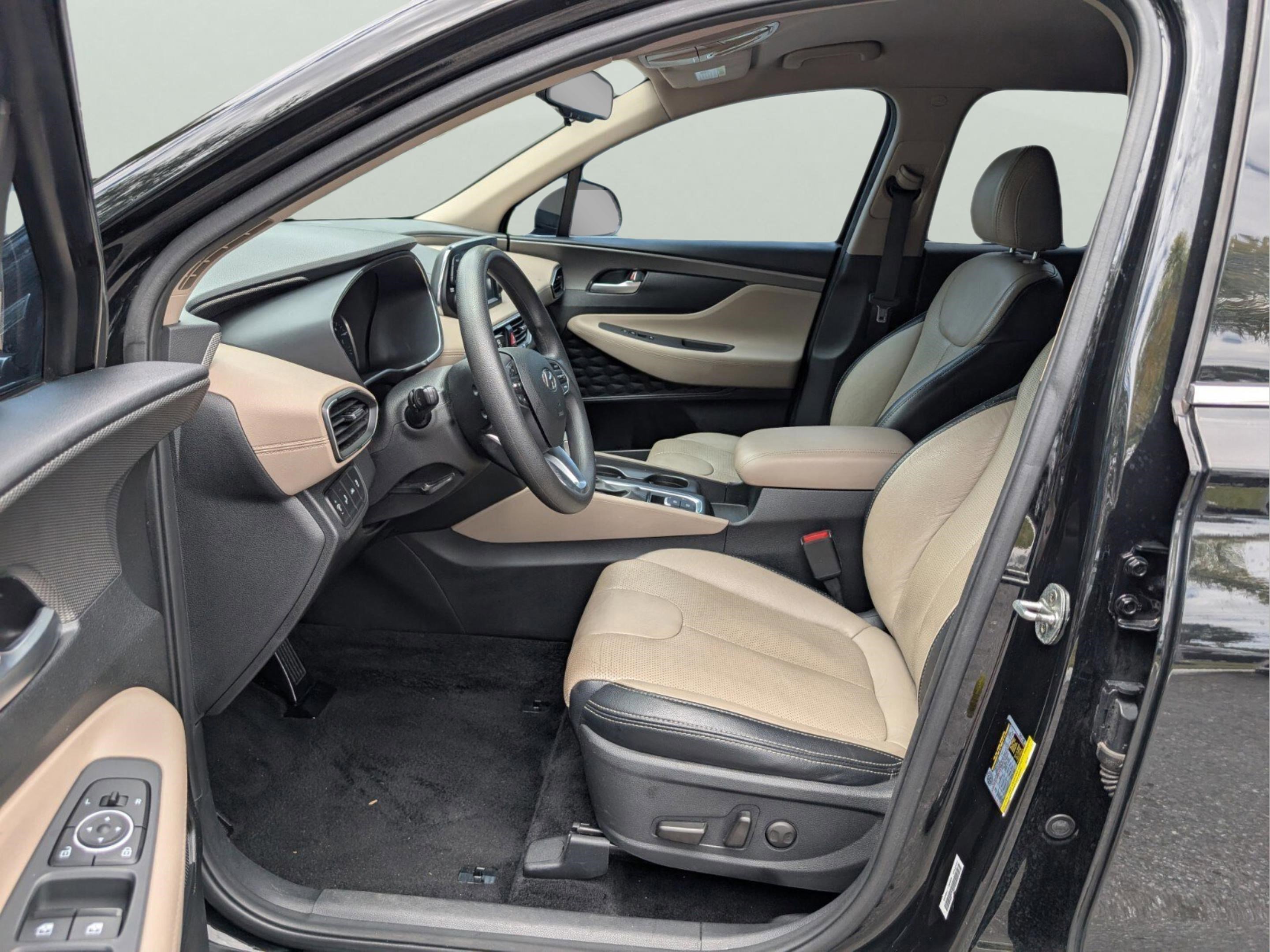 Used 2019 Hyundai Santa Fe SEL FWD image 10
