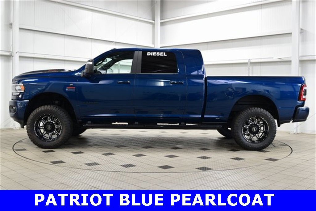 Used 2024 RAM 2500 Laramie w/ Night Edition image 4