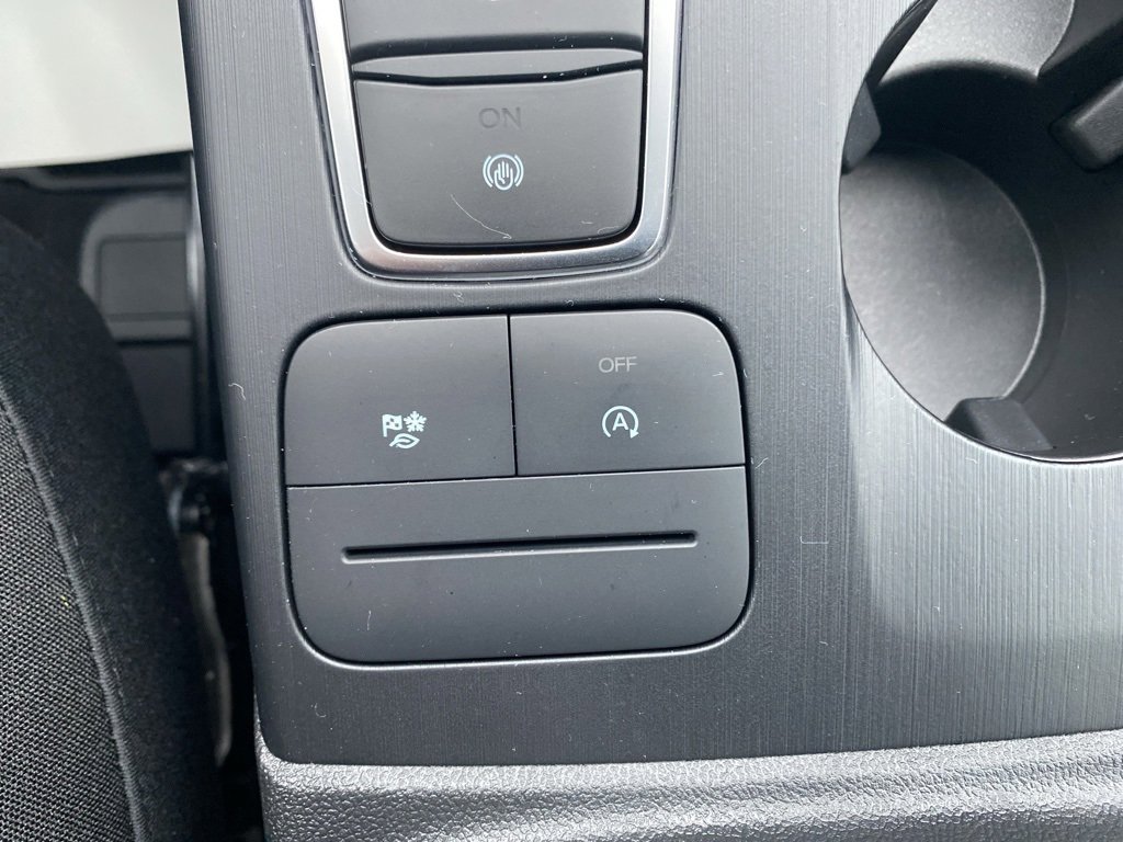 Used 2025 Ford Escape Active image 29