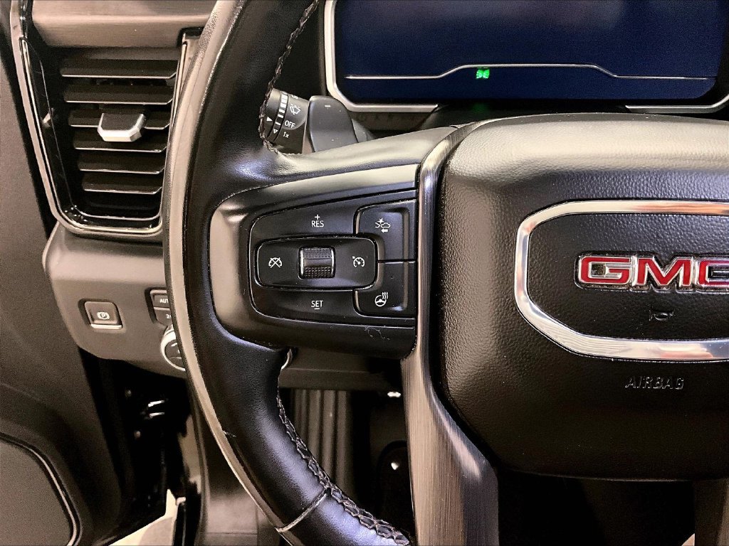 Used 2024 GMC Sierra 1500 AT4 w/ Technology Package AWD/4WD image 12