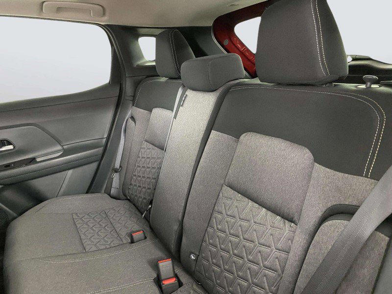 New 2025 Nissan Kicks SV w/ SV Premium Package AWD/4WD image 27