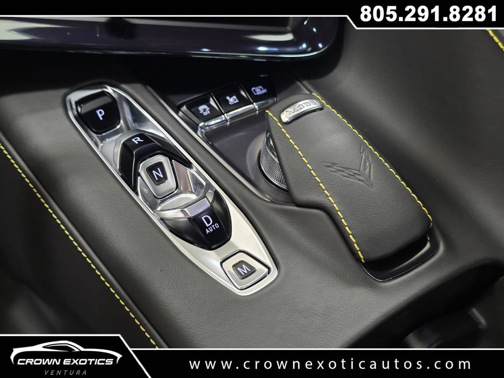 Used 2025 Chevrolet Corvette Z06 RWD image 32