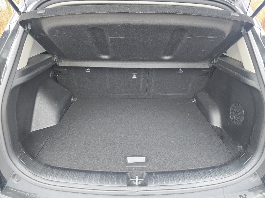 Used 2022 Kia Seltos SX w/ Sunroof Package image 19