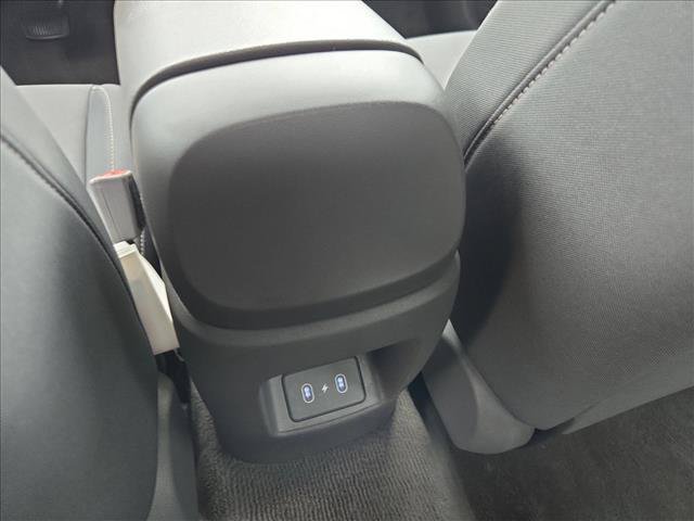 Used 2024 Hyundai Elantra SEL FWD image 17
