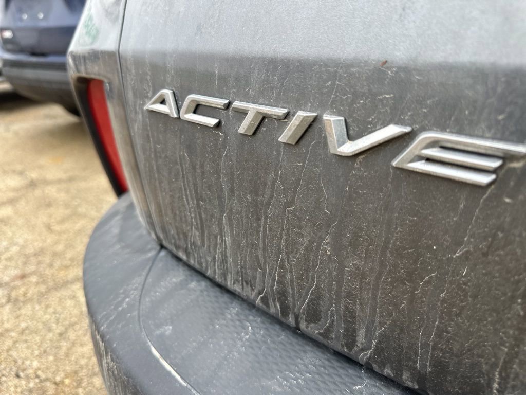 Used 2023 Ford Escape Active image 13