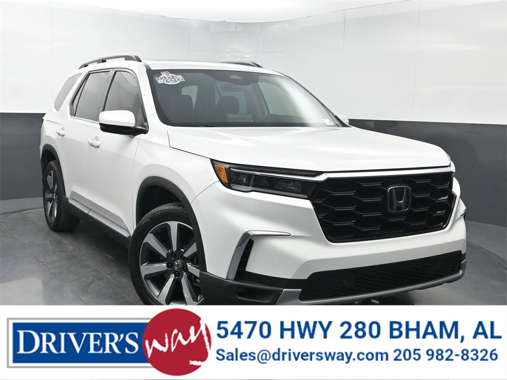 Used 2025 Honda Pilot Touring