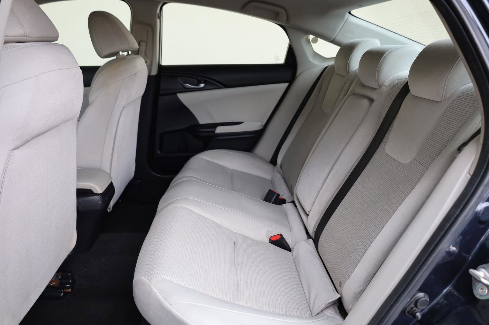 Used 2019 Honda Insight EX image 18