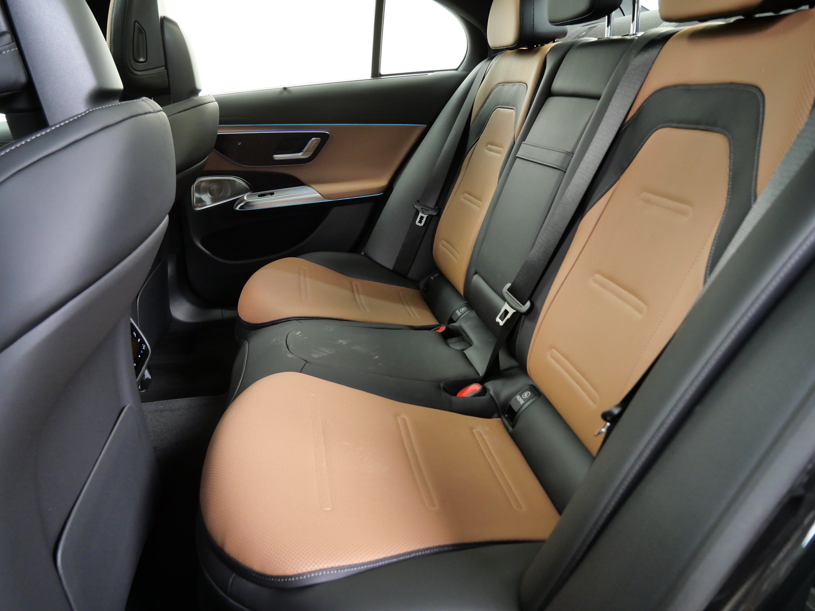 New 2026 Mercedes-Benz E 53 AMG e 4MATIC Sedan image 13