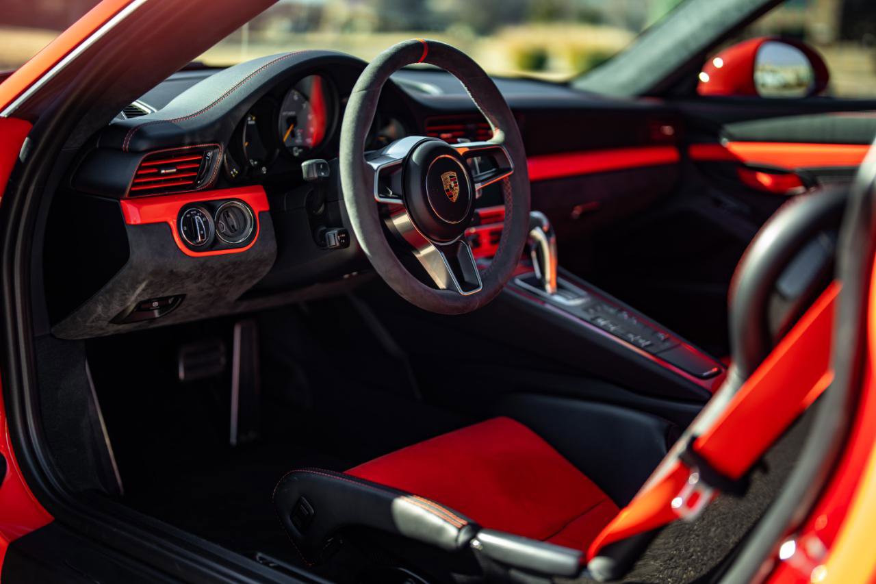 Used 2016 Porsche 911 GT3 RS RWD image 34