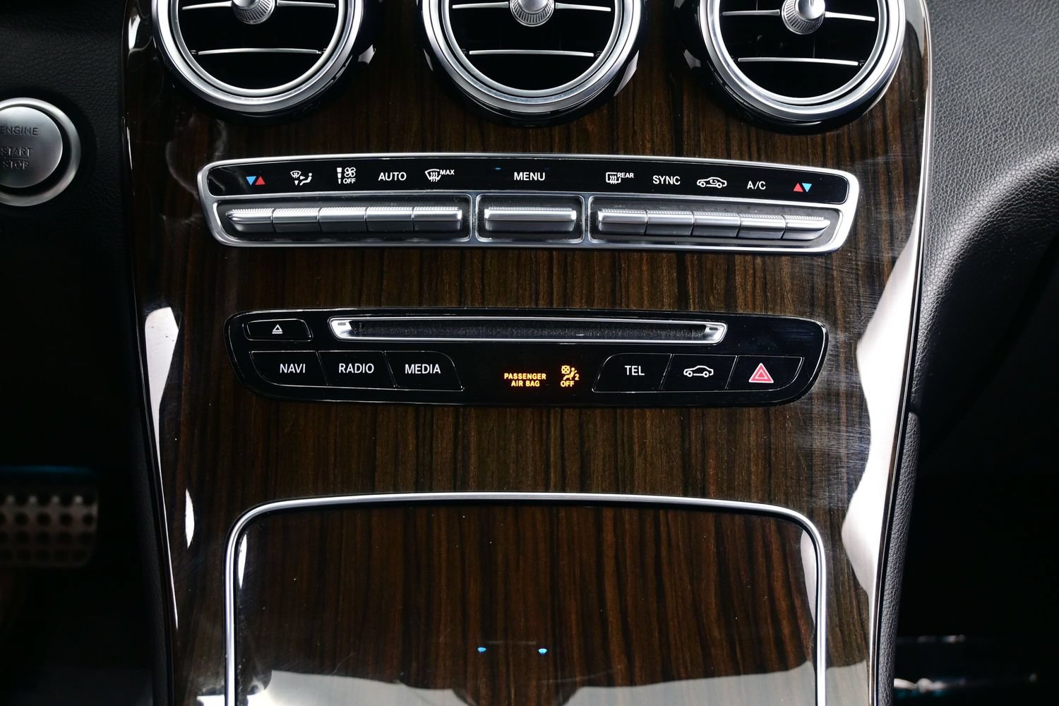 Used 2019 Mercedes-Benz GLC 300 4MATIC image 20