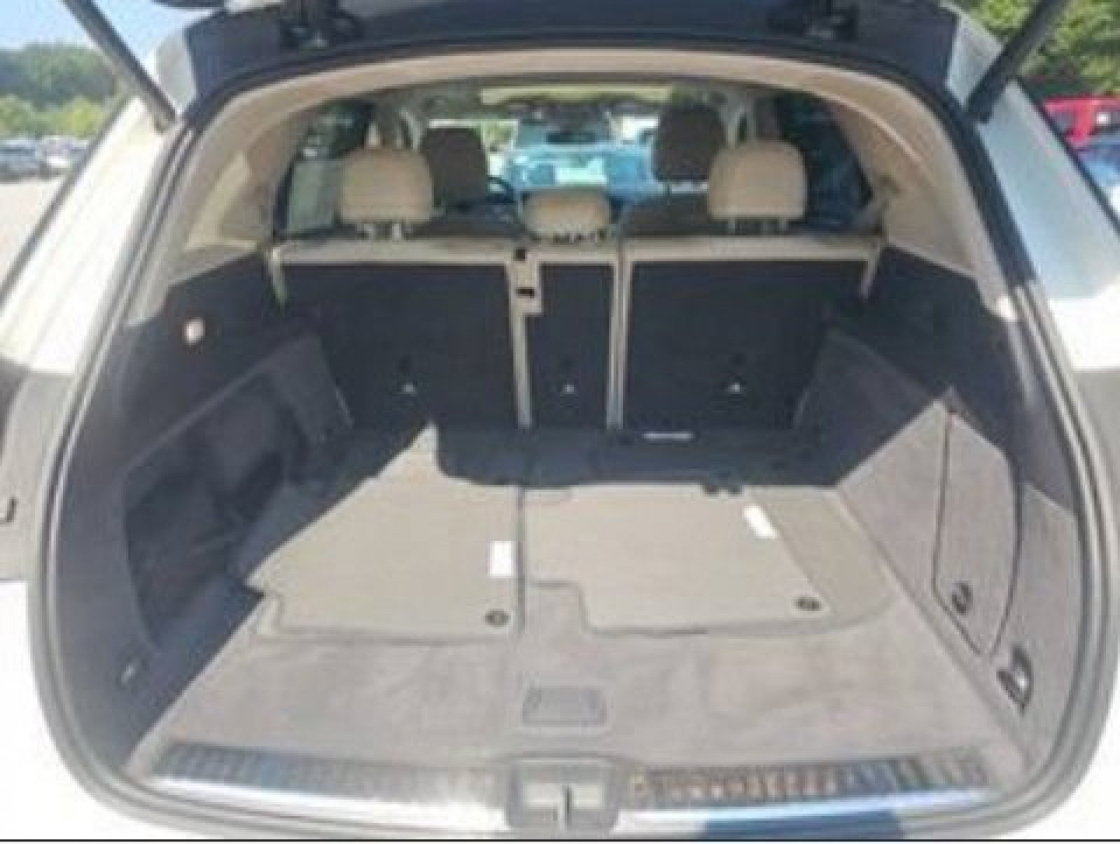 Used 2020 Mercedes-Benz GLE 450 4MATIC image 3