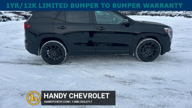 Certified 2023 GMC Terrain SLE w/ Driver Convenience Package image 2