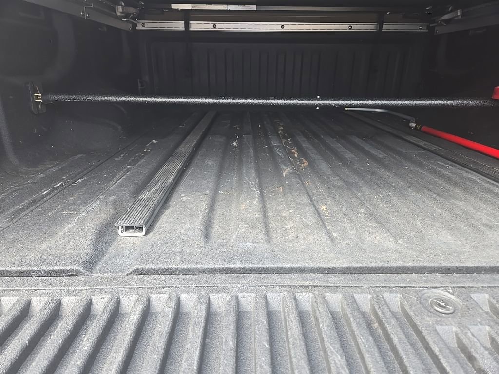 Used 2021 Nissan Titan PRO-4X w/ Pro-4x Convenience Package image 19