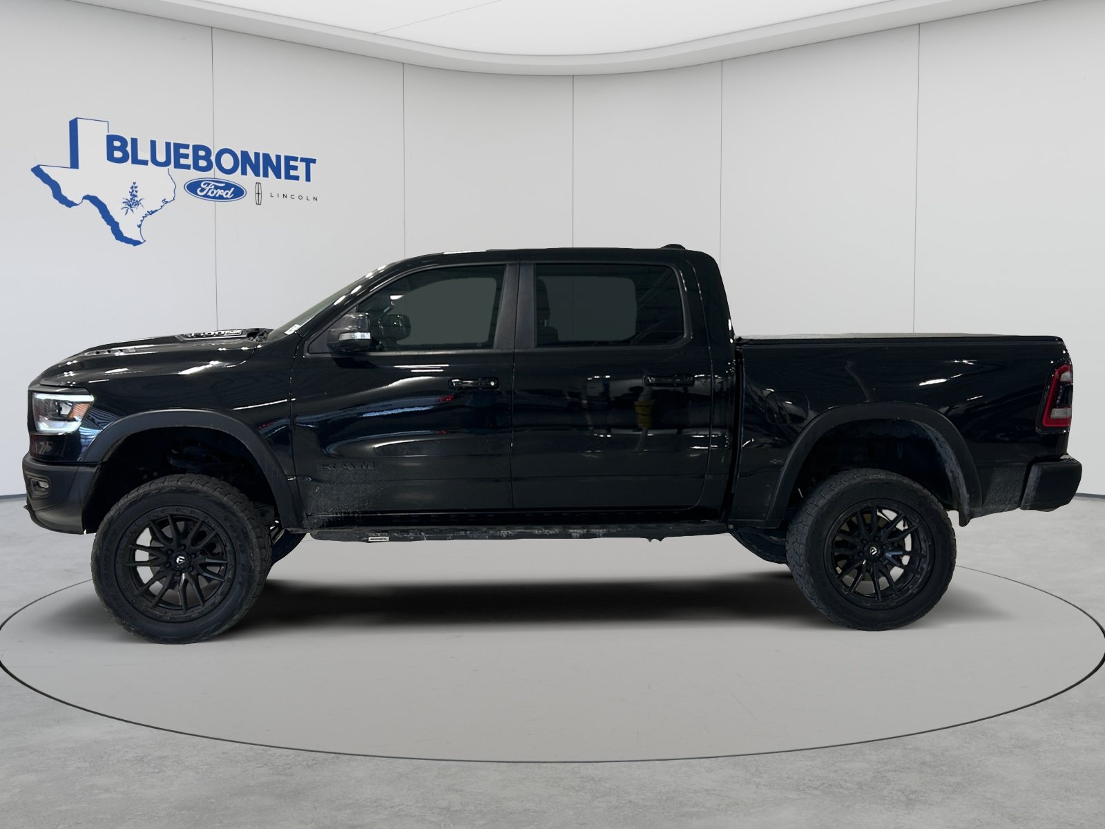 Used 2020 RAM 1500 Rebel w/ Rebel Level 1 Equipment Group AWD/4WD image 7