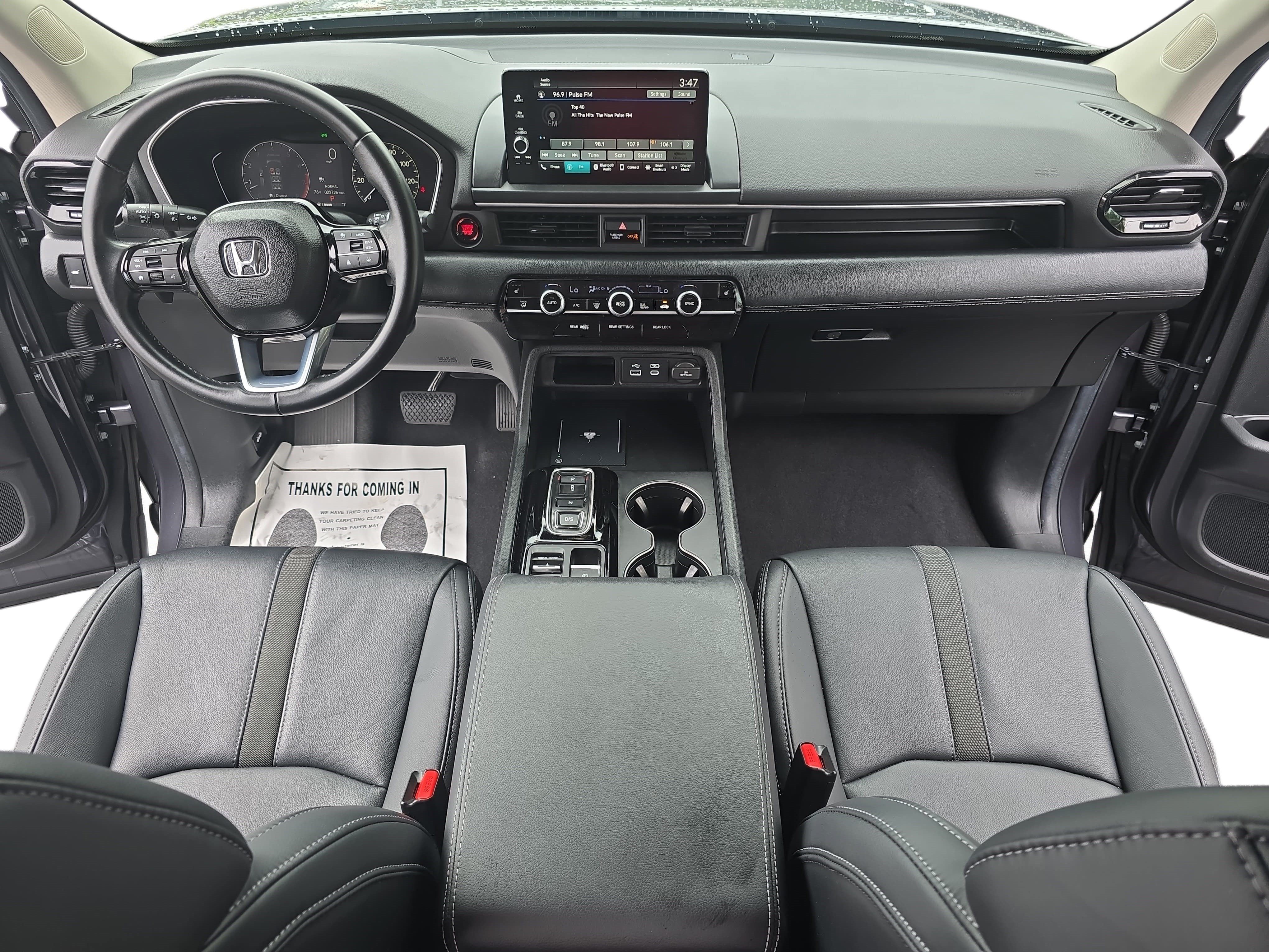 Used 2025 Honda Pilot EX-L image 9