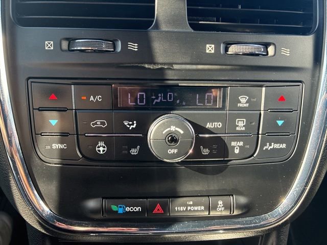 Used 2017 Dodge Grand Caravan GT FWD image 26