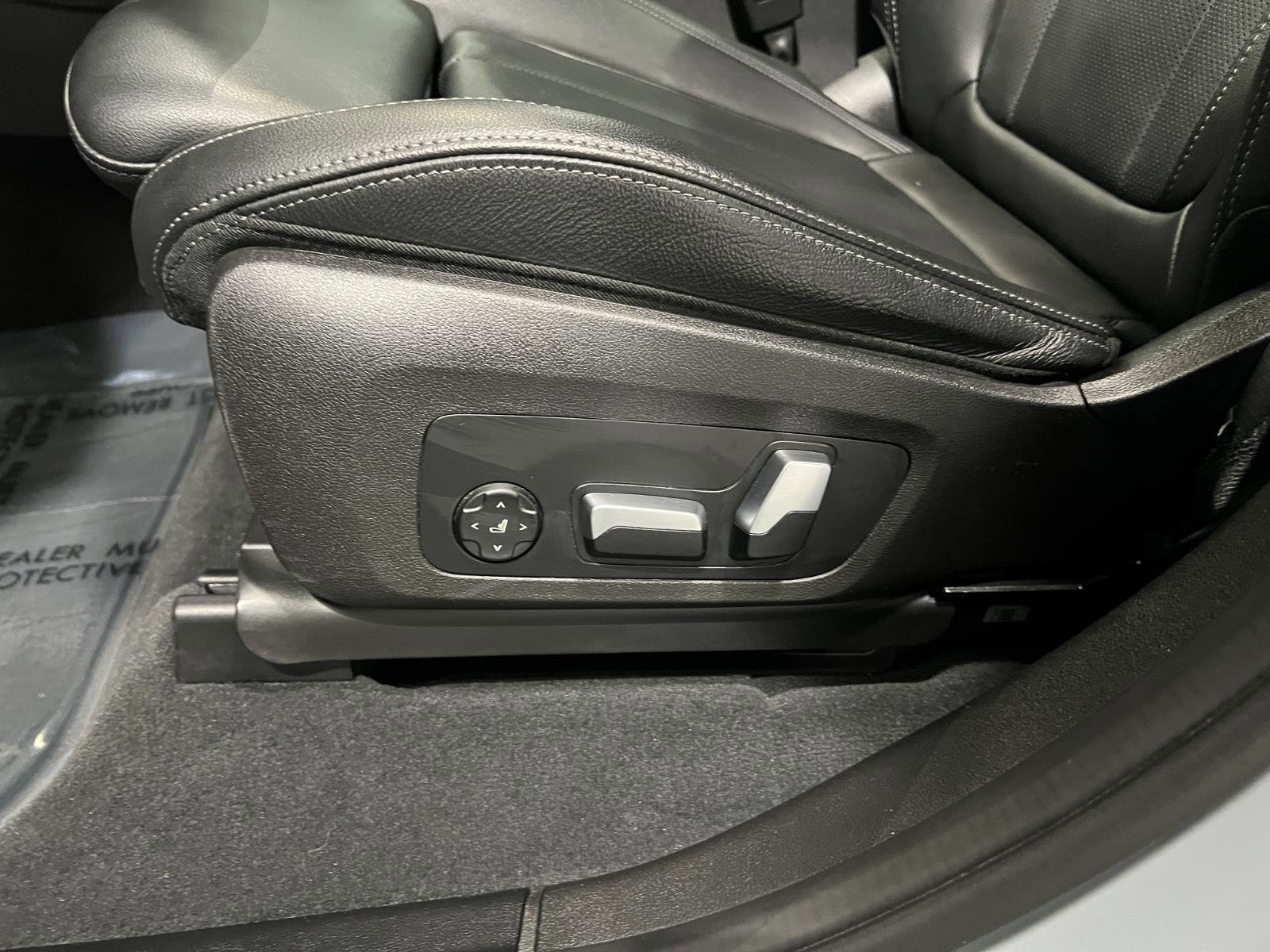 Used 2022 BMW X3 M40i w/ Premium Package image 26