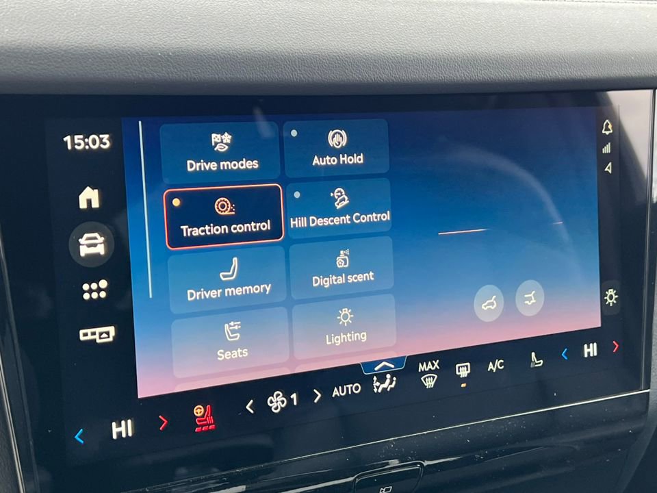 New 2026 Lincoln Navigator L Reserve AWD/4WD image 23